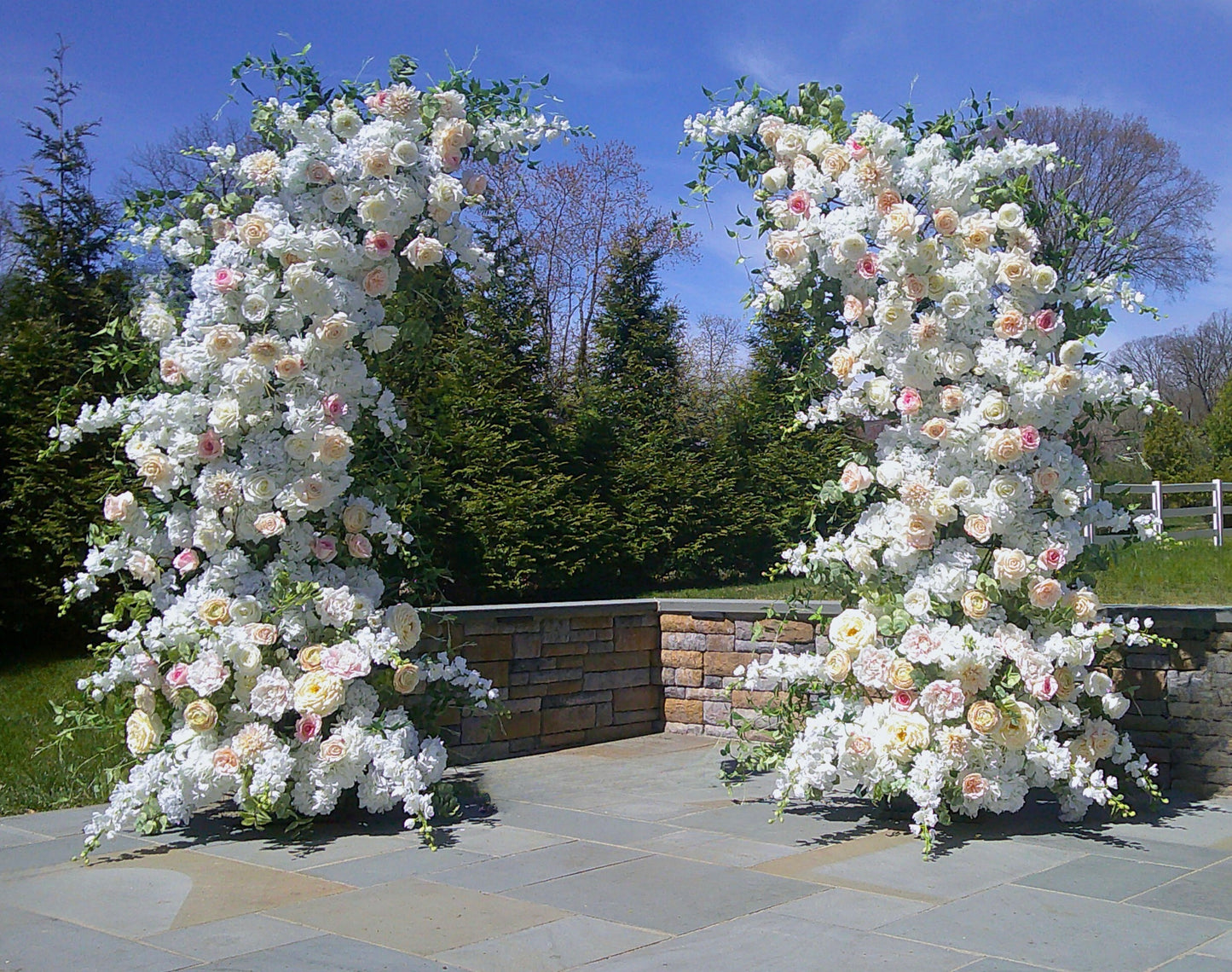 Sarah Floral Pillars